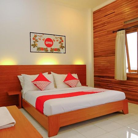 Oyo 446 Hotel Kawi Surapatha Malang Dış mekan fotoğraf