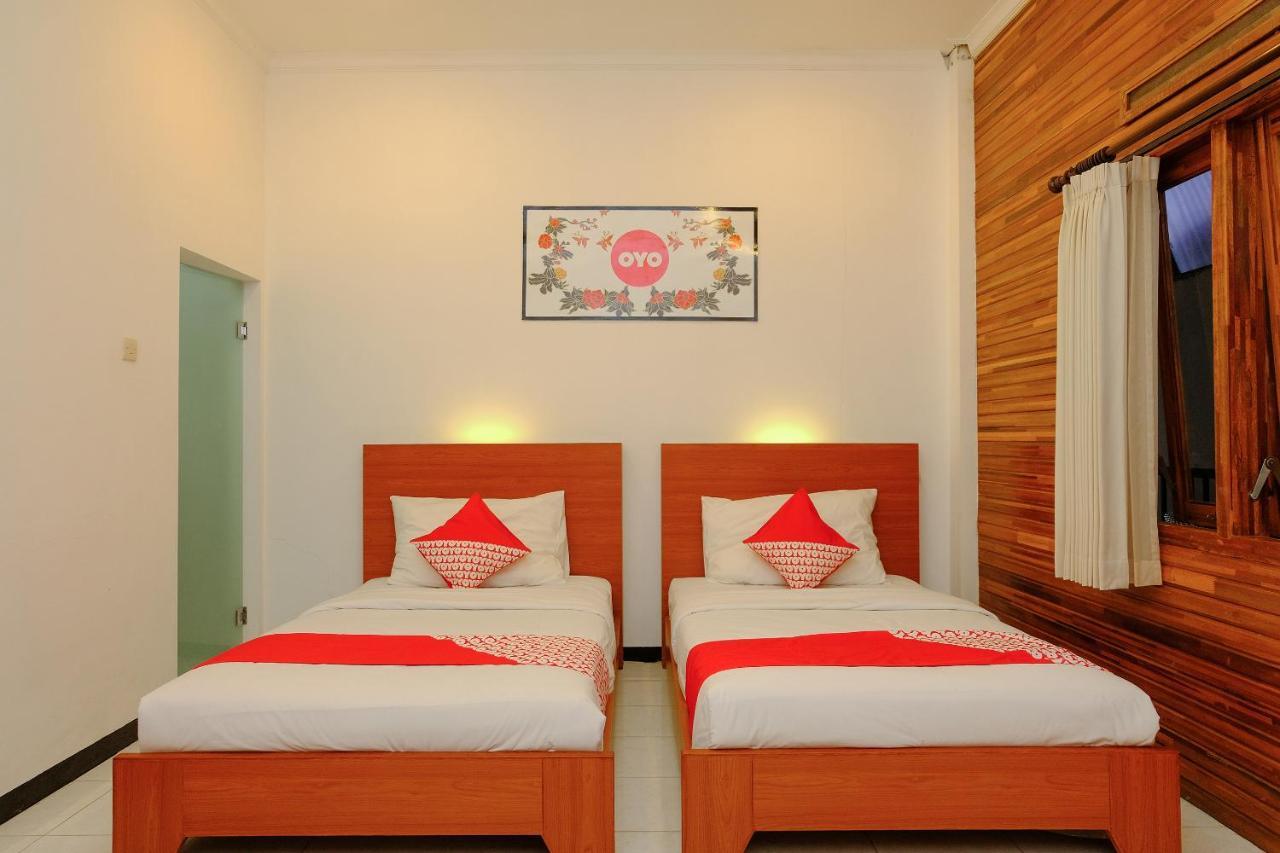 Oyo 446 Hotel Kawi Surapatha Malang Dış mekan fotoğraf