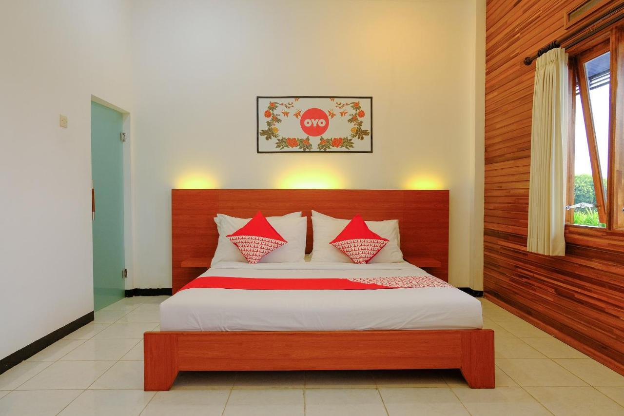 Oyo 446 Hotel Kawi Surapatha Malang Dış mekan fotoğraf