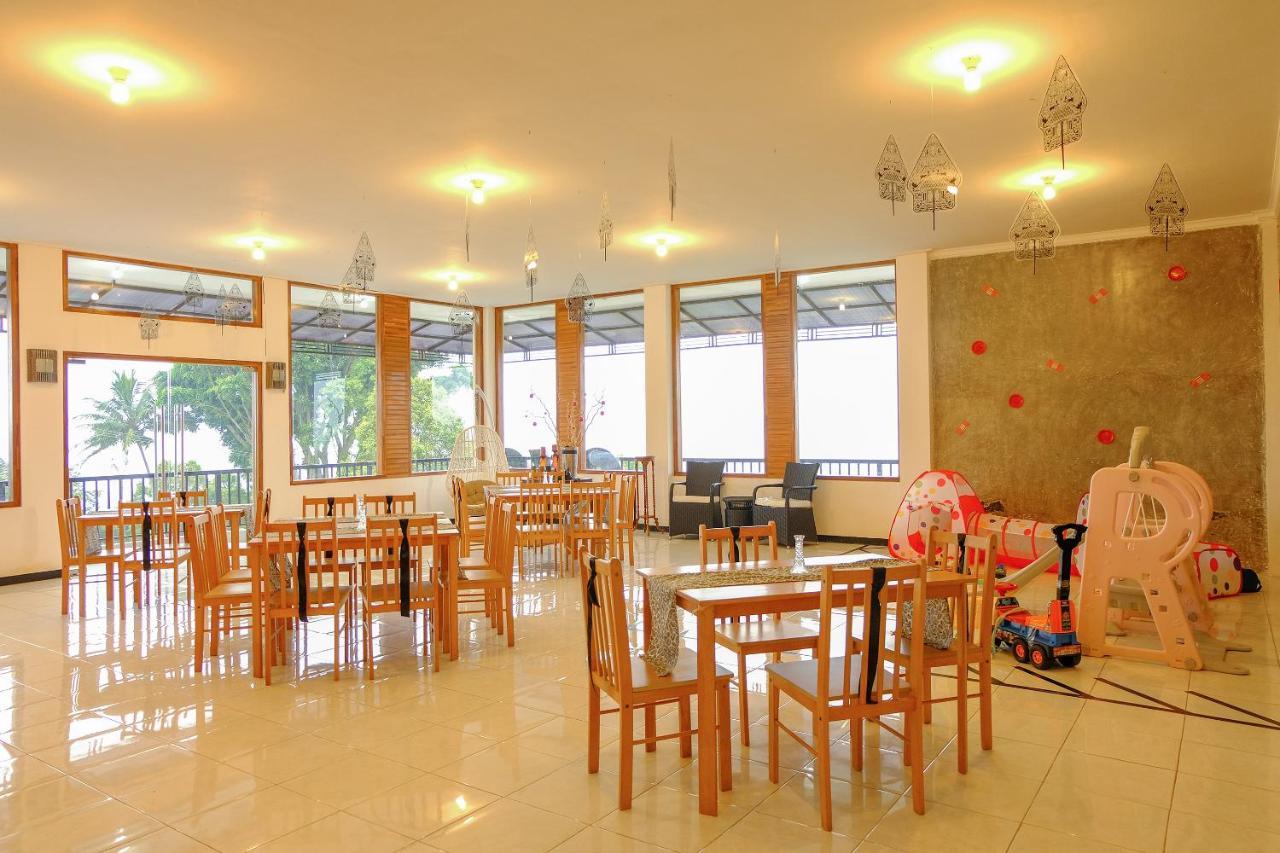 Oyo 446 Hotel Kawi Surapatha Malang Dış mekan fotoğraf