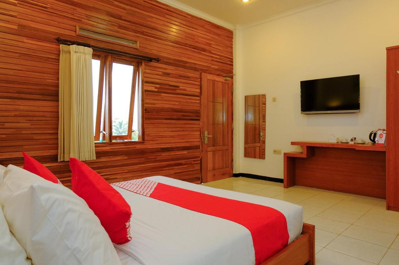 Oyo 446 Hotel Kawi Surapatha Malang Dış mekan fotoğraf